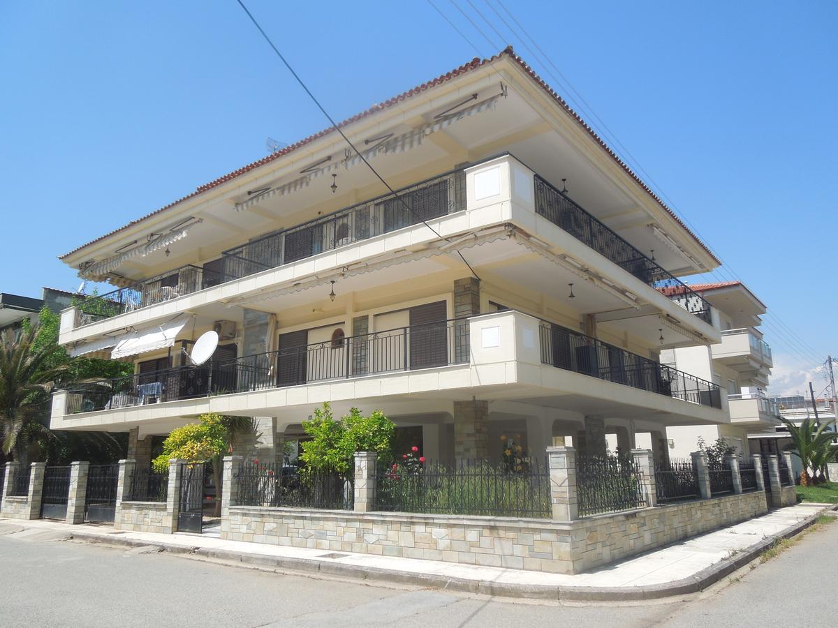Sunshine Apartment Paralia Dionisiou Zewnętrze zdjęcie
