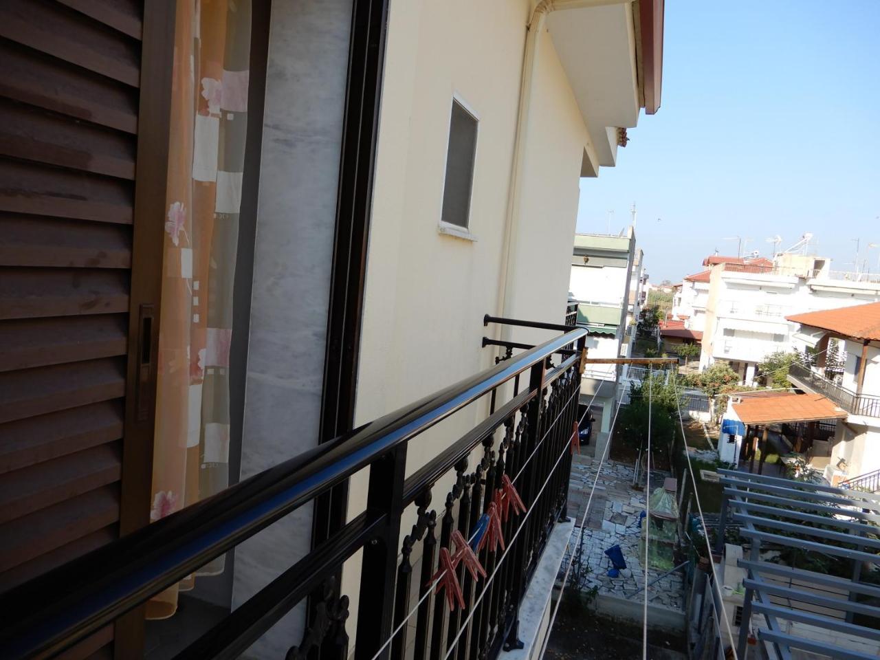 Sunshine Apartment Paralia Dionisiou Zewnętrze zdjęcie